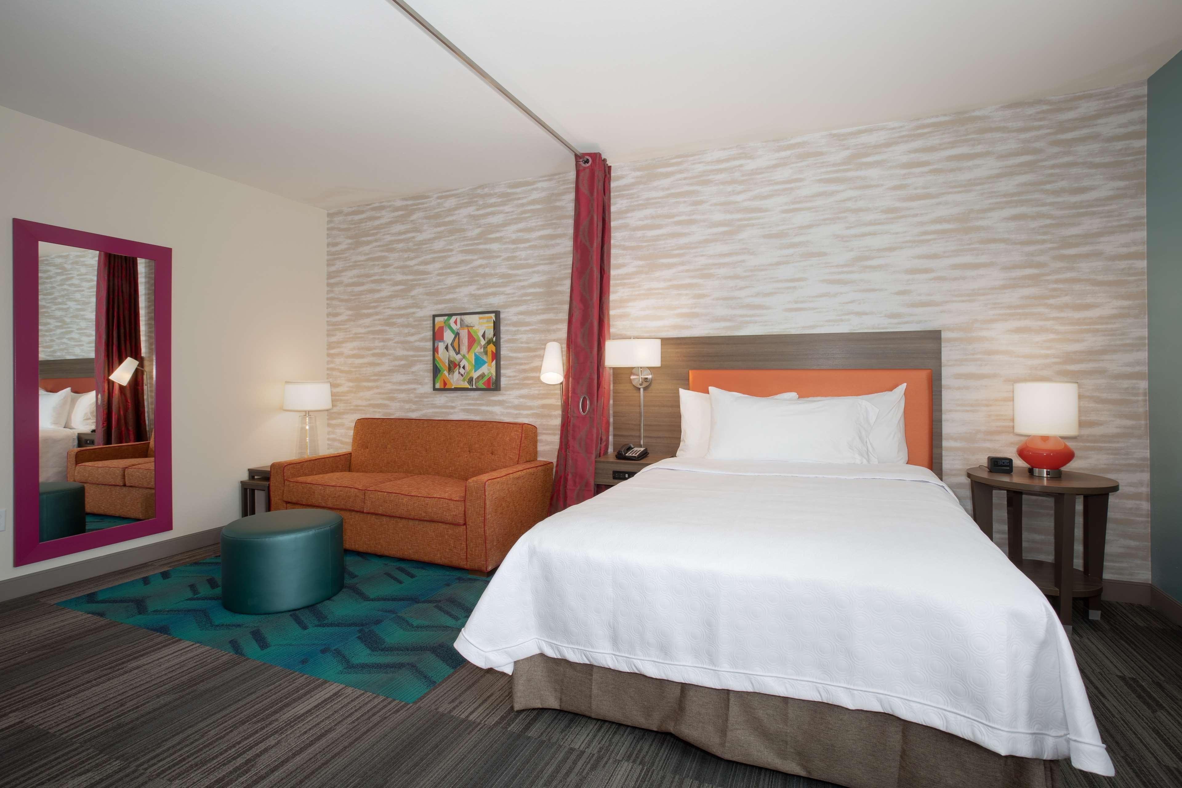 Home2 Suites By Hilton Omaha Un Medical Ctr Area Exterior photo