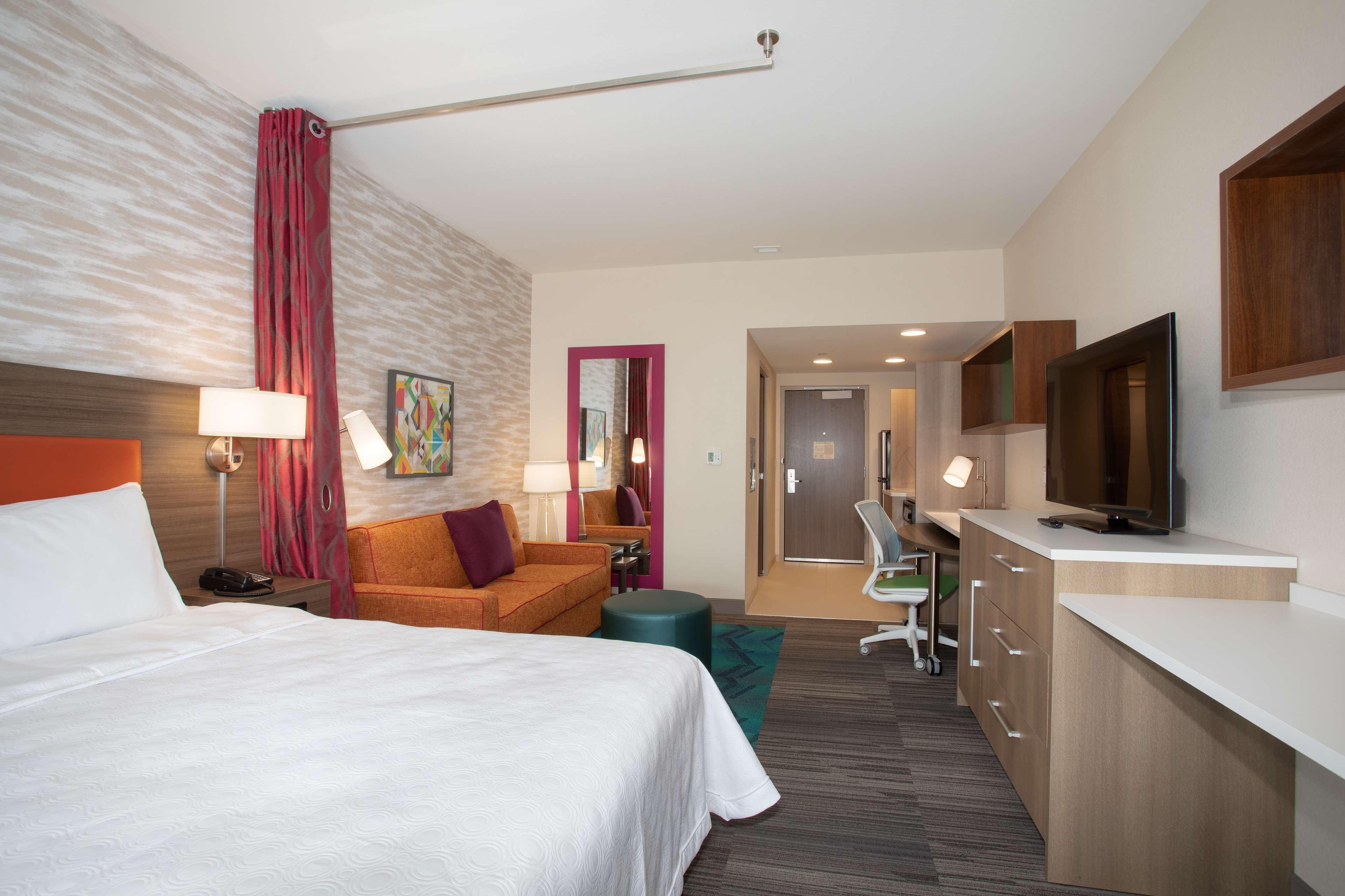 Home2 Suites By Hilton Omaha Un Medical Ctr Area Exterior photo