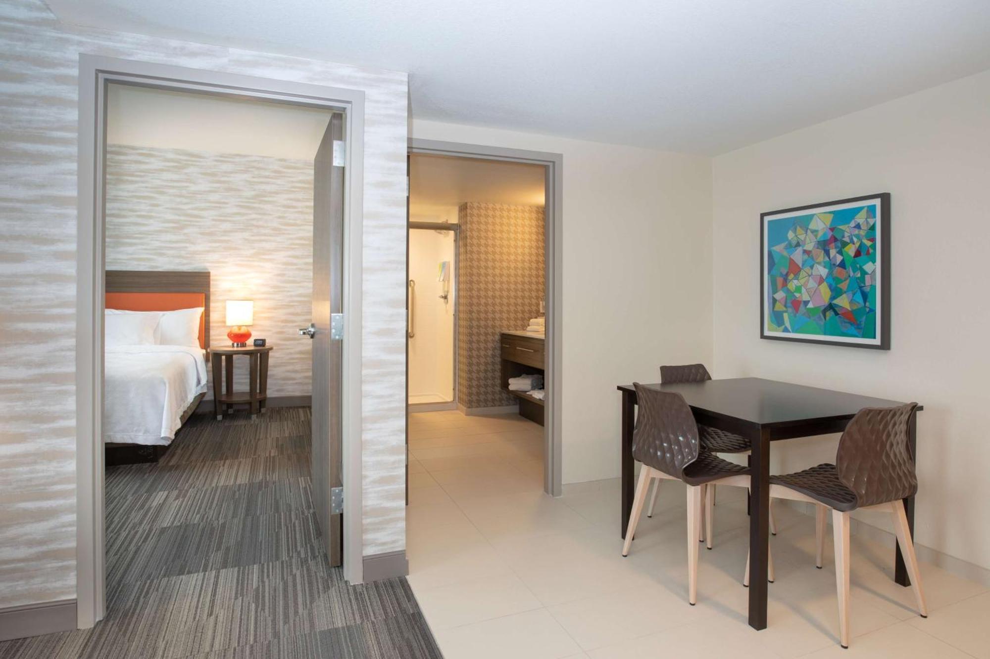 Home2 Suites By Hilton Omaha Un Medical Ctr Area Exterior photo